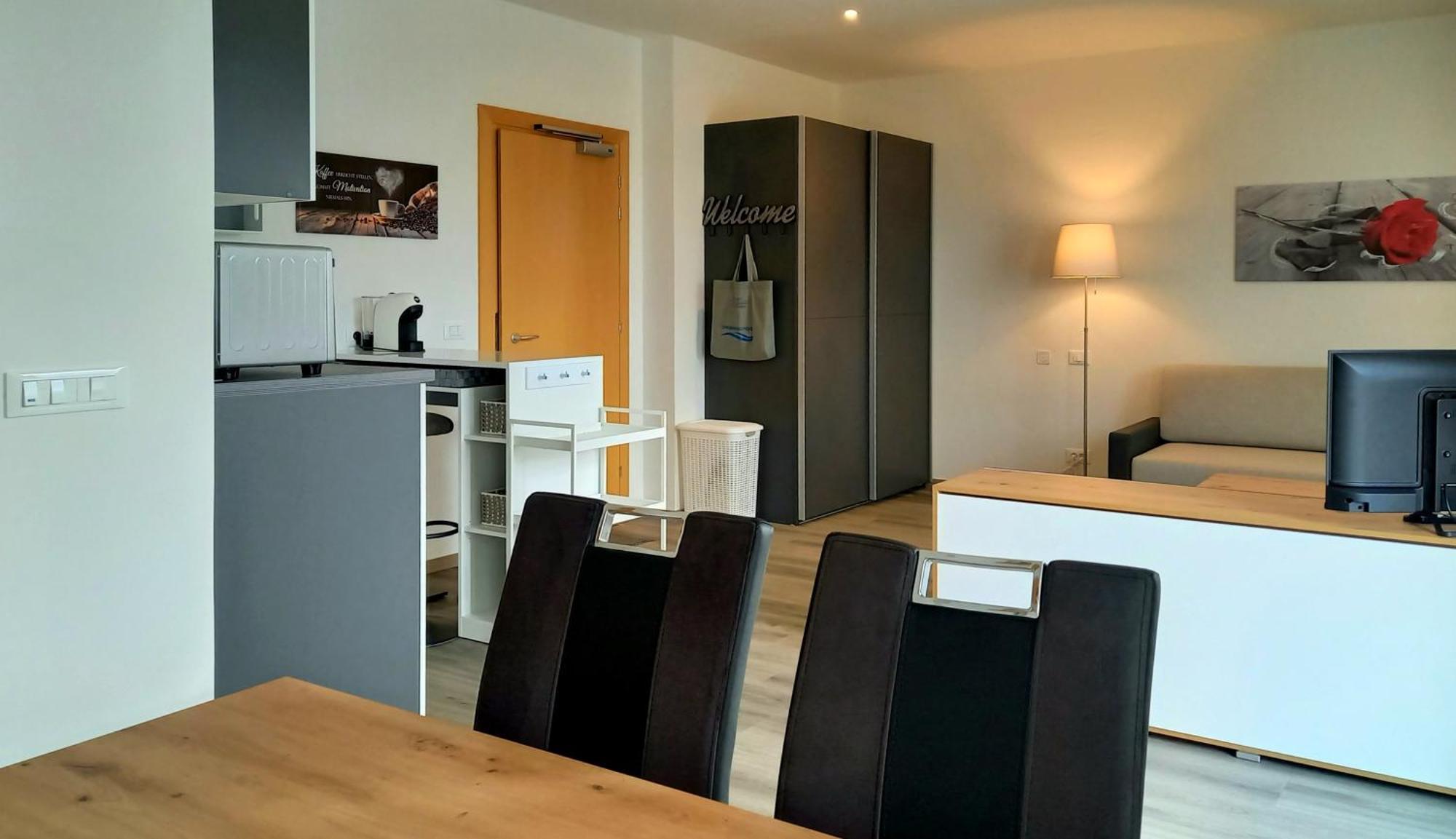 Hotel Garni Gruener Baum Laives Eksteriør billede