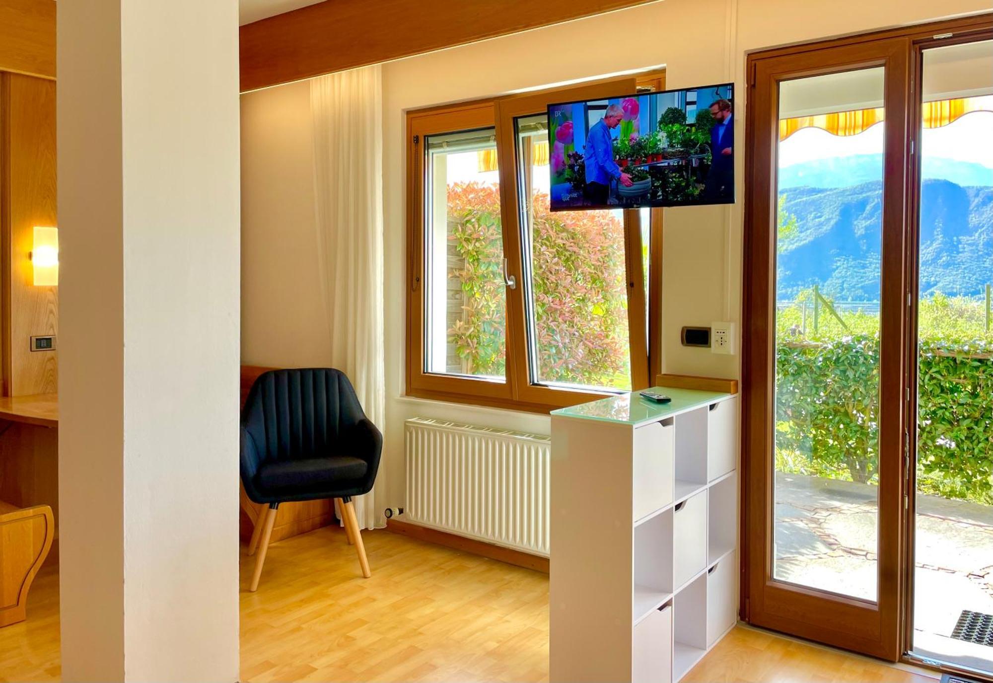 Hotel Garni Gruener Baum Laives Eksteriør billede